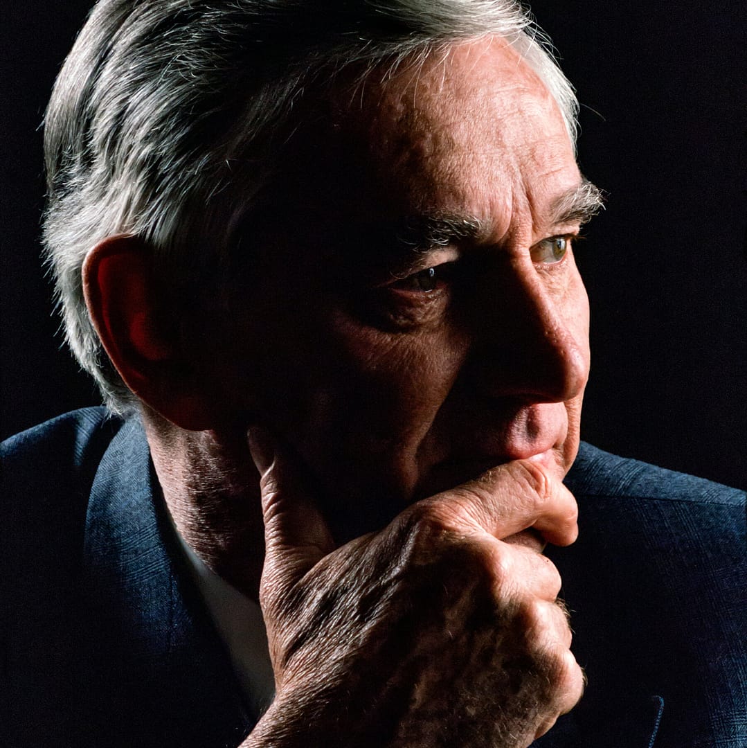 David H. Murdock, a Fierce Rags-to-Riches Corporate Raider, Dies at 102