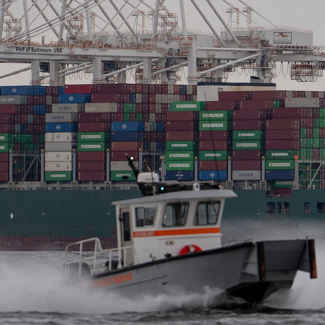 U.S. Trade Deficit Plummets in April