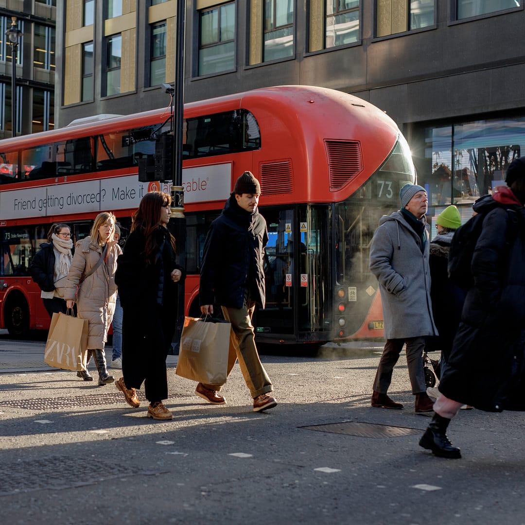 Bank of England Cautious Amid Economic Uncertainty and Rising Bills