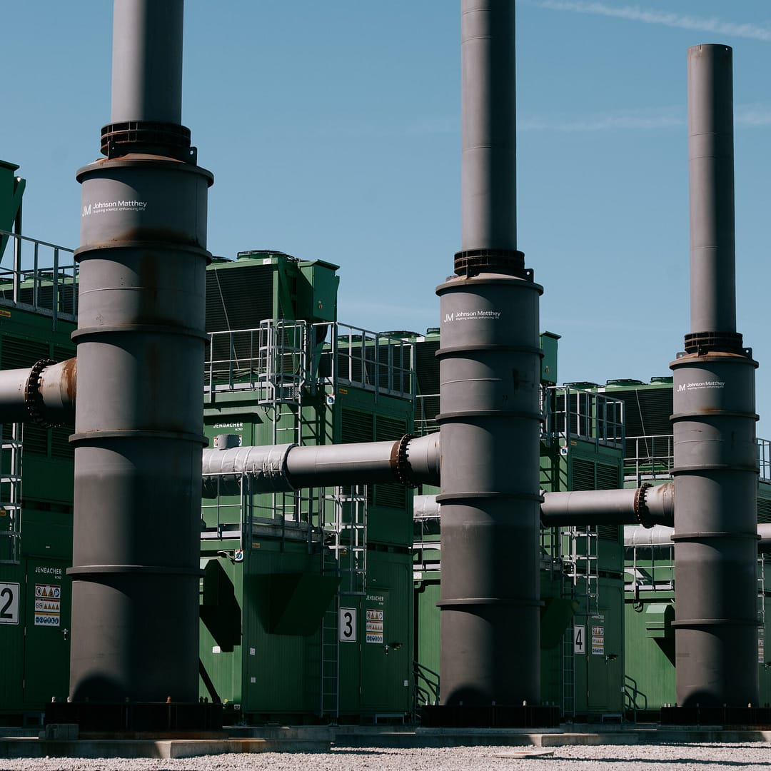 How U.S. Airports Like Pittsburgh’s Generate Electricity On Site to Avoid Heathrow-Like Outages
