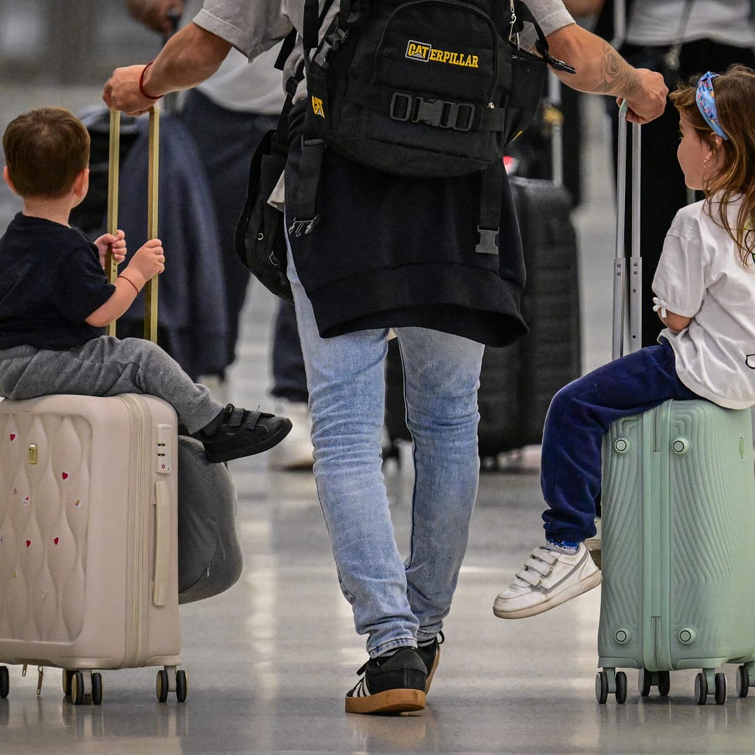 How to Find a Deal This Summer Amid a Weaker Dollar and Falling Airfares