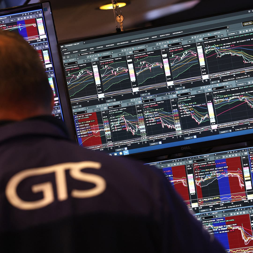 Stocks Jump After Court Blocks Trump’s Tariffs
