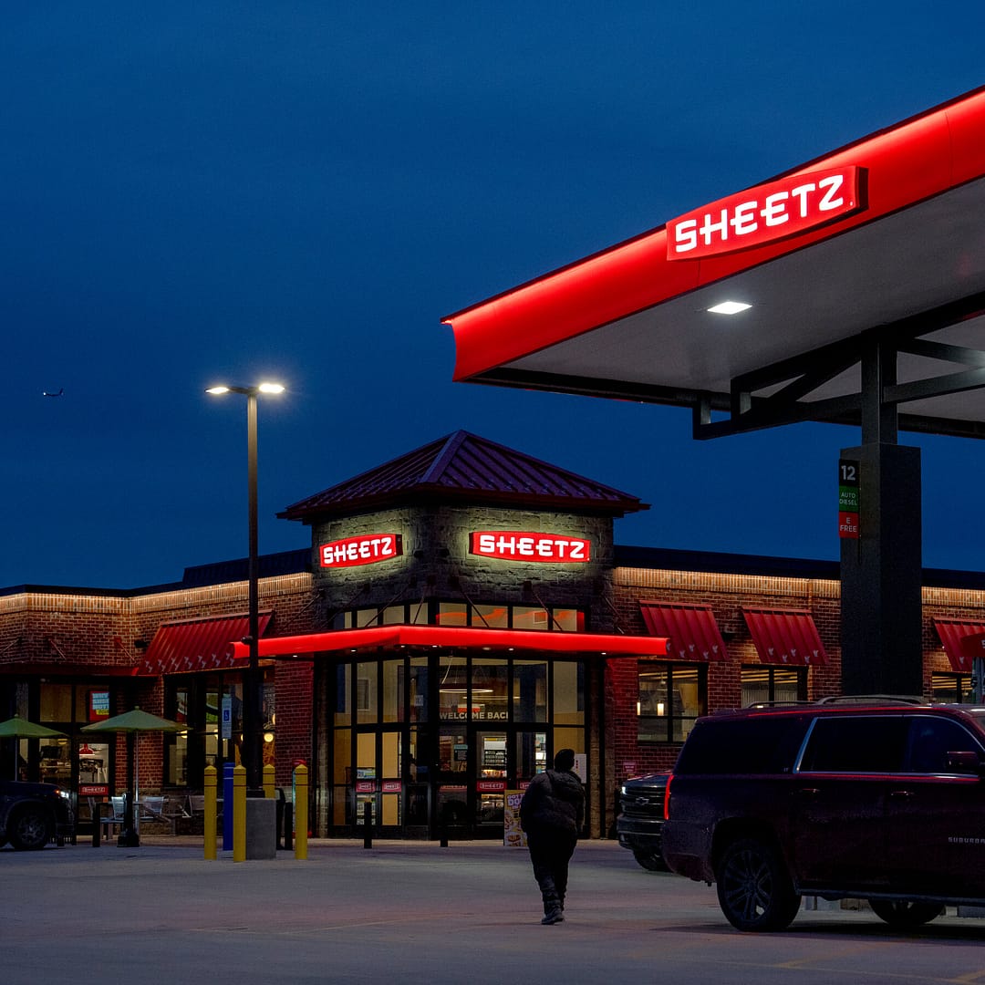 Gas Stations Like Wawa and Sheetz Keep Expanding, Spurred By EVs