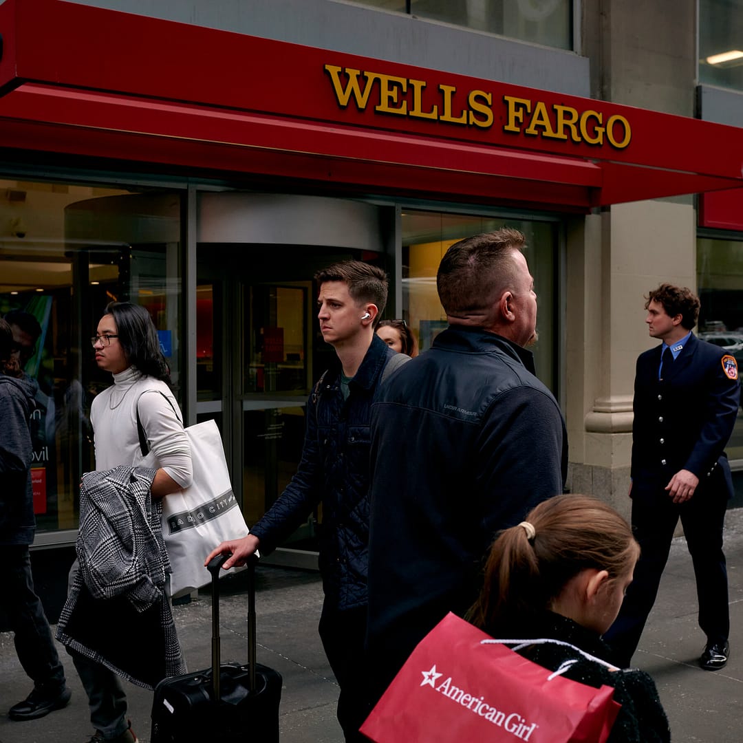 Fed Removes Shackle Imposed on Wells Fargo After Series of Scandals