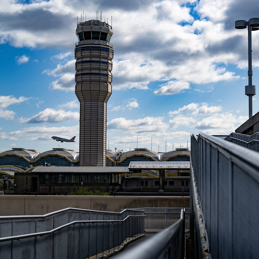 F.A.A. Further Restricts Area Around Reagan Airport to Helicopters