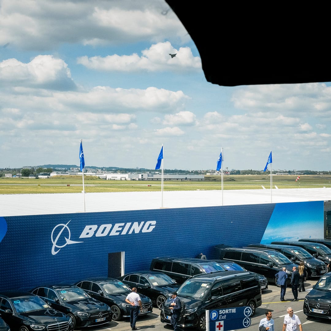 Boeing Keeps Low Profile at Paris Air Show as Airbus Announces Deals