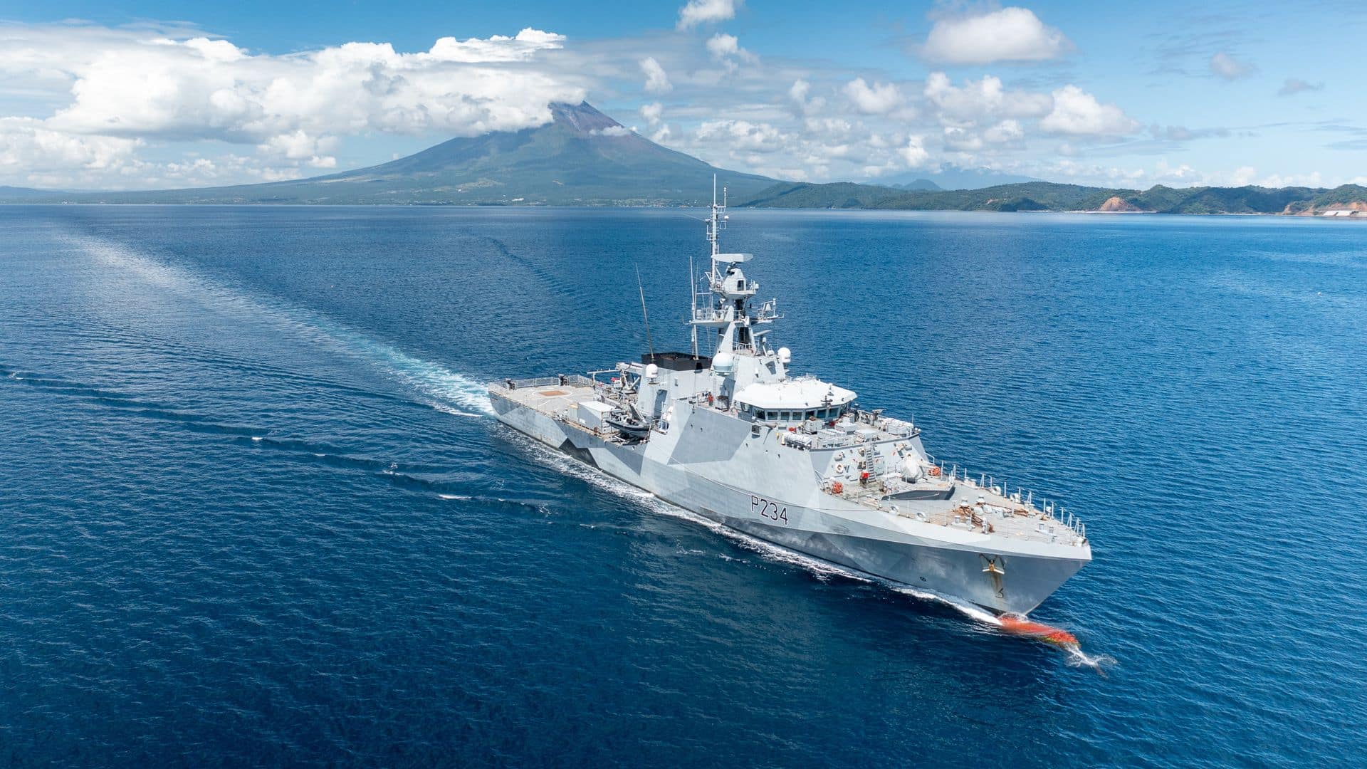 China says British warship sailed through Taiwan Strait to ’cause trouble’