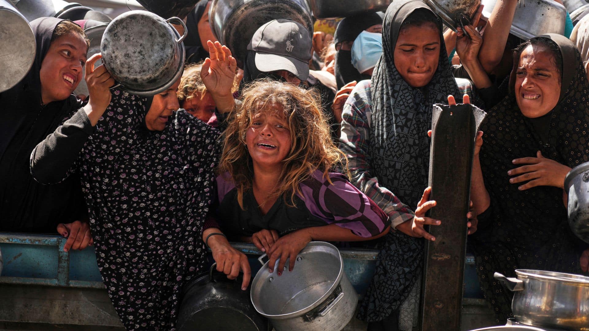 ‘Khan Younis looks like Stalingrad’: British doctor in Gaza describes horror – and has message for world leaders