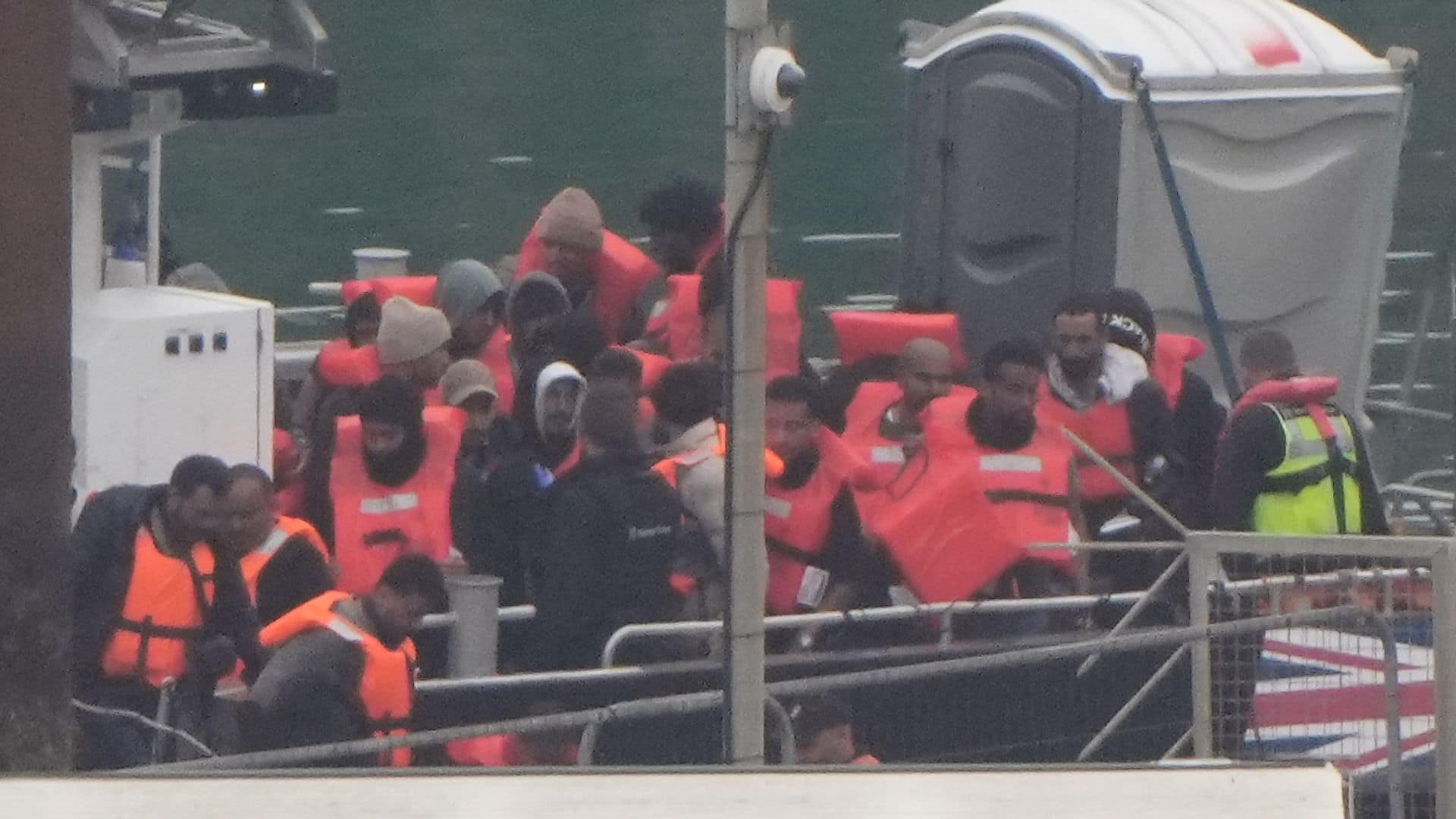 Small boats intercepted for first time this month – as ‘15,000 migrants’ cross Channel so far in 2025