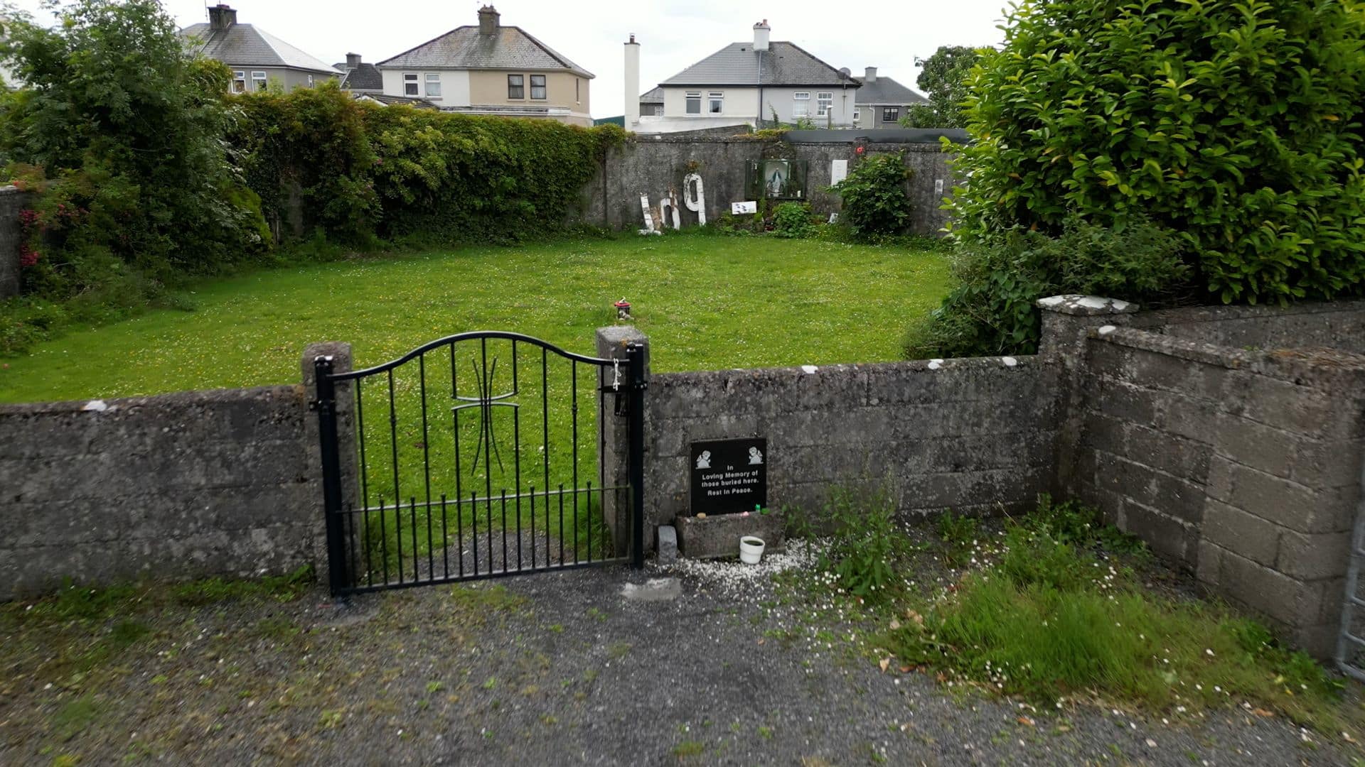 Opening ‘the pit’: Dig for remains of 800 infants begins